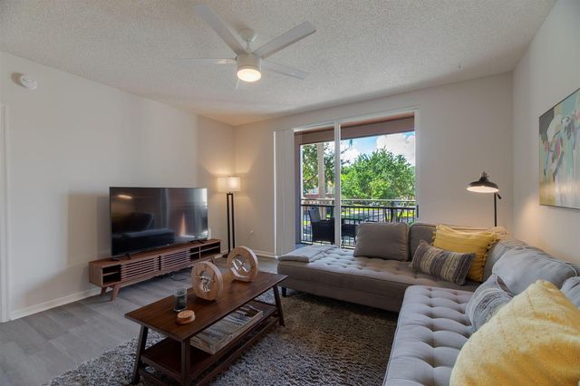 11790 Saint Andrews Place 206, Wellington, FL 33414