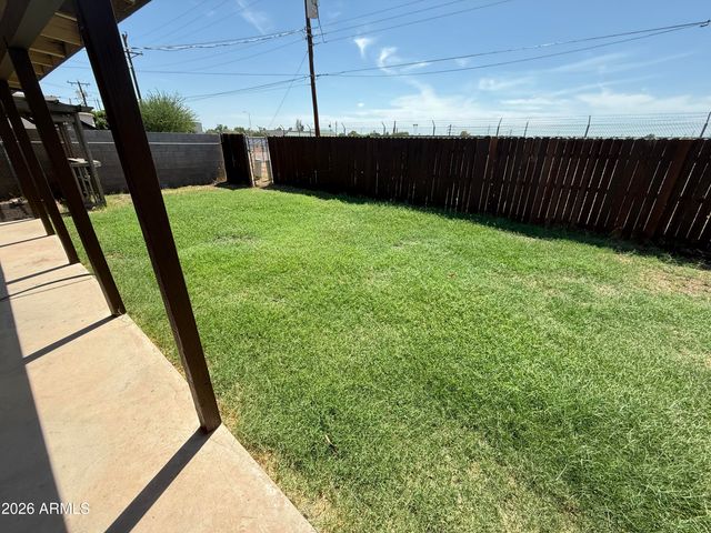 434 N HUNT Drive, Mesa, AZ 85203