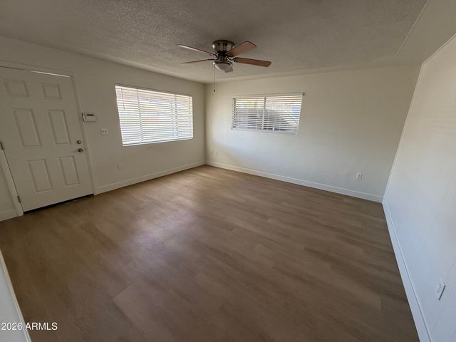 434 N HUNT Drive, Mesa, AZ 85203