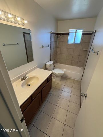 434 N HUNT Drive, Mesa, AZ 85203