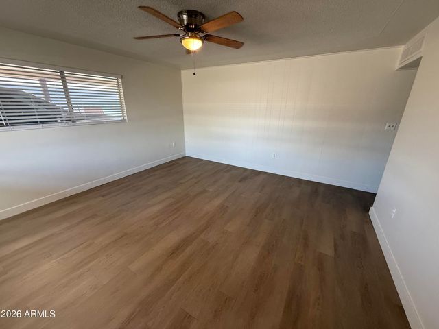 434 N HUNT Drive, Mesa, AZ 85203