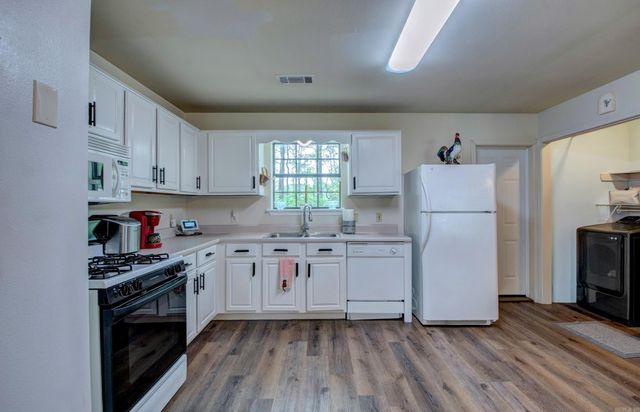 4121 Faye Cir Circle, Benton, AR 72015