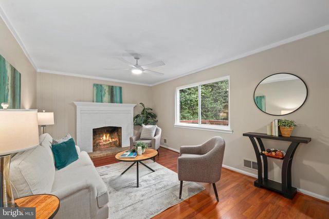 4509 WAKEFIELD CHAPEL RD, Annandale, VA 22003