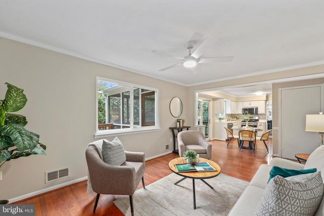4509 WAKEFIELD CHAPEL RD, Annandale, VA 22003