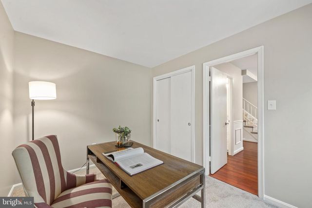 4509 WAKEFIELD CHAPEL RD, Annandale, VA 22003