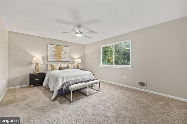 4509 WAKEFIELD CHAPEL RD, Annandale, VA 22003
