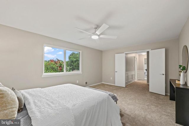 4509 WAKEFIELD CHAPEL RD, Annandale, VA 22003