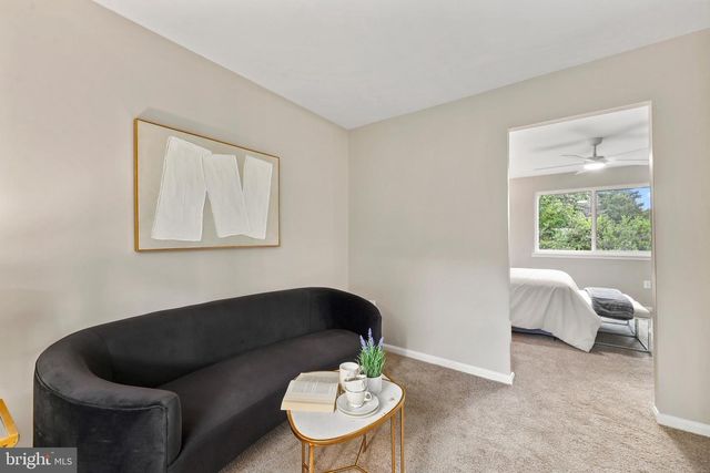 4509 WAKEFIELD CHAPEL RD, Annandale, VA 22003