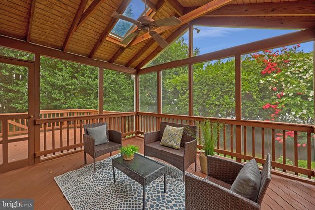 4509 WAKEFIELD CHAPEL RD, Annandale, VA 22003