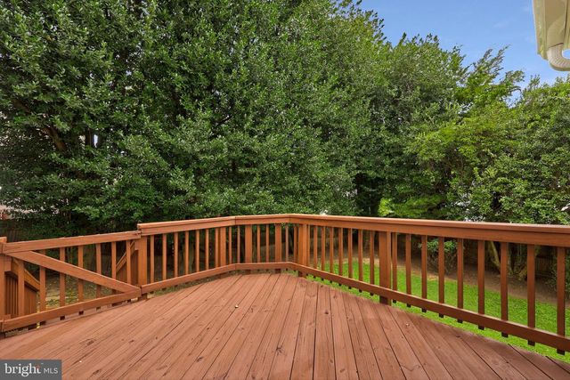 4509 WAKEFIELD CHAPEL RD, Annandale, VA 22003