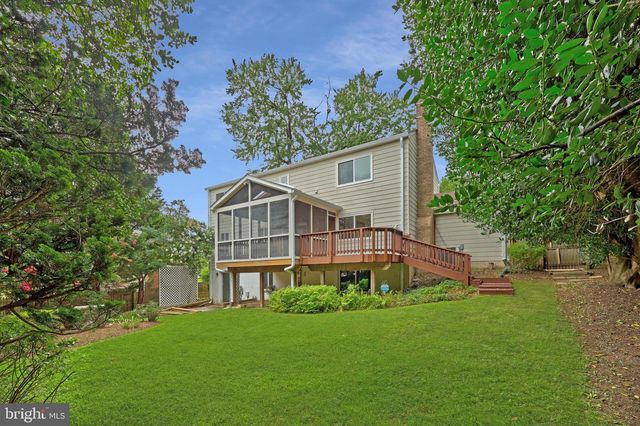 4509 WAKEFIELD CHAPEL RD, Annandale, VA 22003