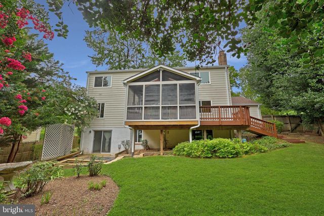 4509 WAKEFIELD CHAPEL RD, Annandale, VA 22003