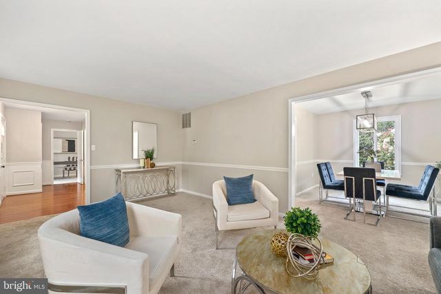 4509 WAKEFIELD CHAPEL RD, Annandale, VA 22003