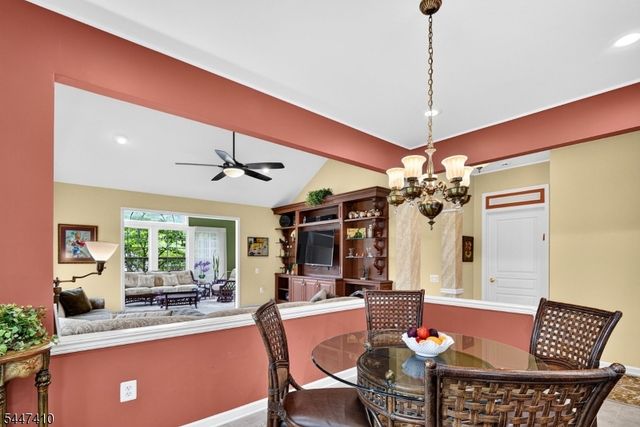 251 Longwood Ln, Franklin Twp., NJ 08873