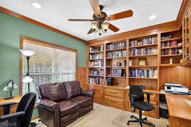 251 Longwood Ln, Franklin Twp., NJ 08873