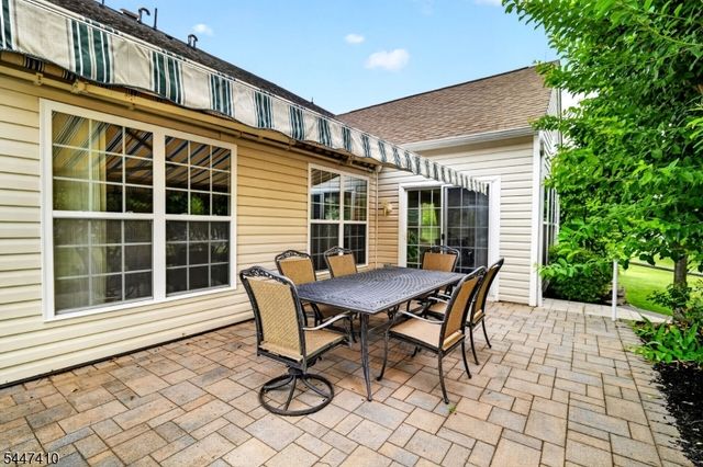 251 Longwood Ln, Franklin Twp., NJ 08873