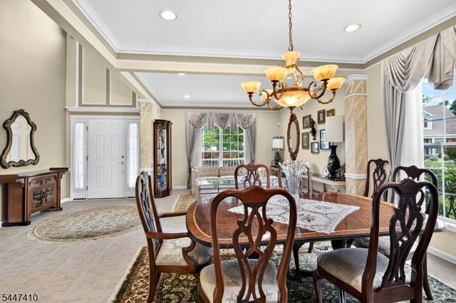 251 Longwood Ln, Franklin Twp., NJ 08873