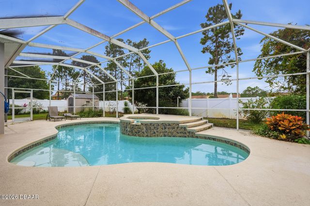 14 Easterly Place, Palm Coast, FL 32164