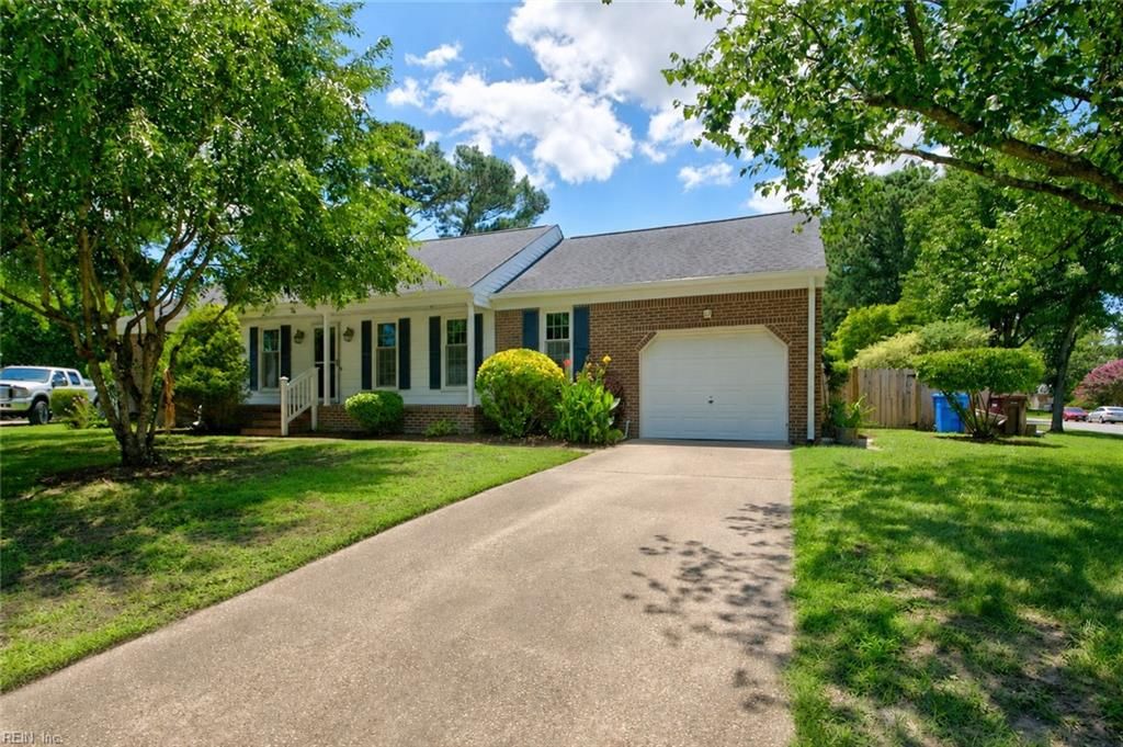 403 Caravelle CT N, Chesapeake, VA 23322