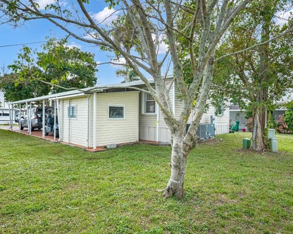 8531 SW 20th Court, Davie, FL 33324