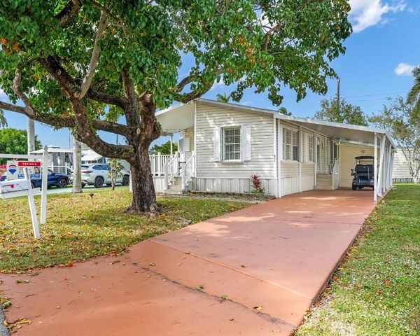 8531 SW 20th Court, Davie, FL 33324