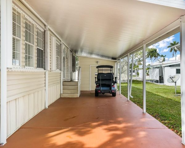 8531 SW 20th Court, Davie, FL 33324