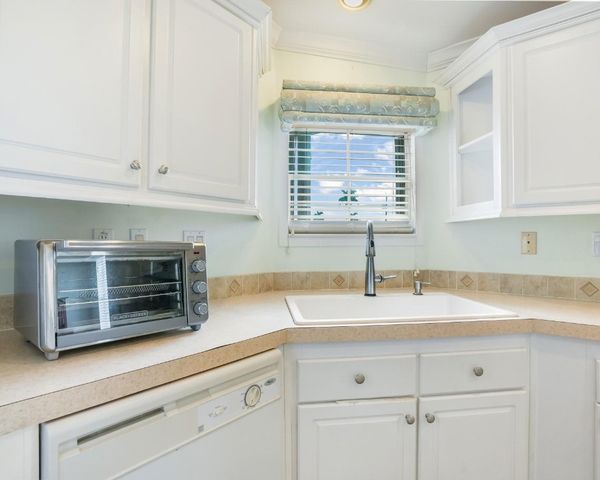 8531 SW 20th Court, Davie, FL 33324