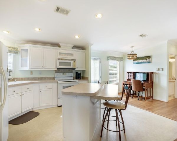 8531 SW 20th Court, Davie, FL 33324