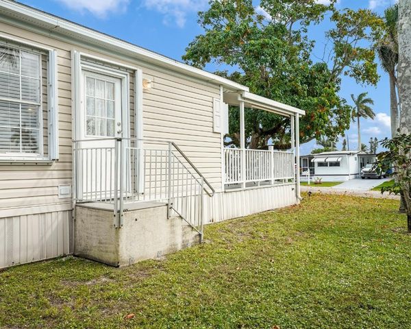 8531 SW 20th Court, Davie, FL 33324