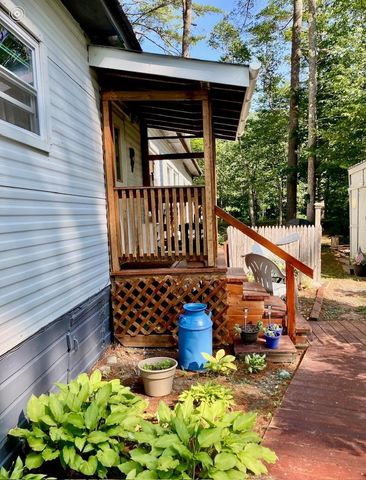 2022 Route 30, Jamaica, VT 05343