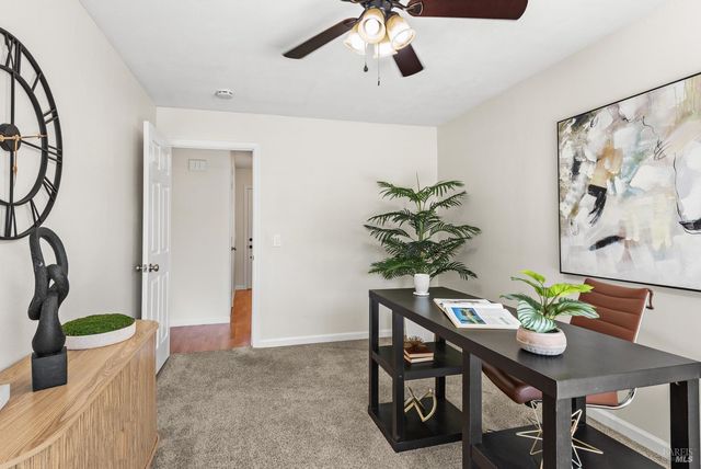 6191 Santa Clara Pl, Rohnert Park, CA 94928