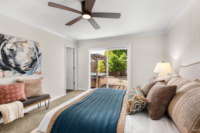 6191 Santa Clara Pl, Rohnert Park, CA 94928