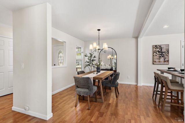 6191 Santa Clara Pl, Rohnert Park, CA 94928