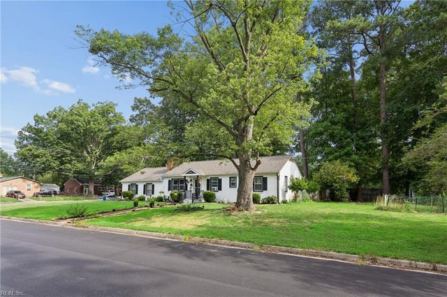 201 Shannon DR, Newport News, VA 23608