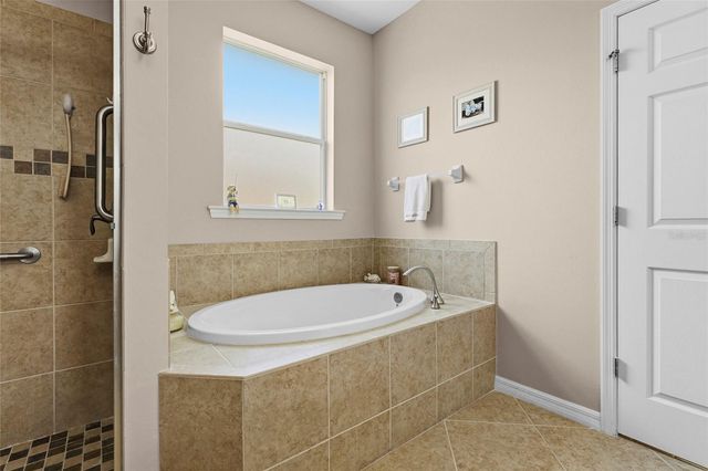 6240 FALCON LAIR DRIVE, North Port, FL 34287