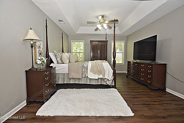 6363 Cheyenne Drive, Olive Branch, MS 38654