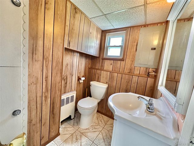 592 Benton Road, East Meadow, NY 11554