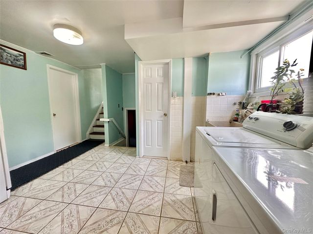 592 Benton Road, East Meadow, NY 11554