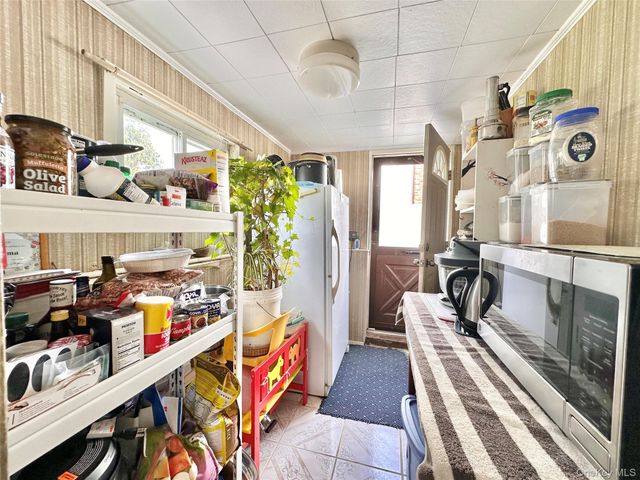 592 Benton Road, East Meadow, NY 11554