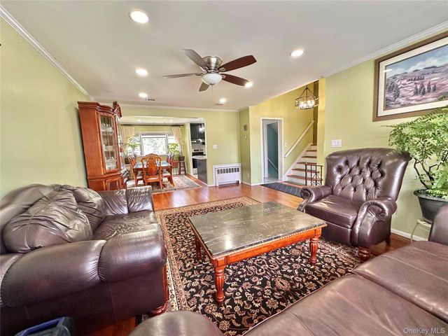 592 Benton Road, East Meadow, NY 11554