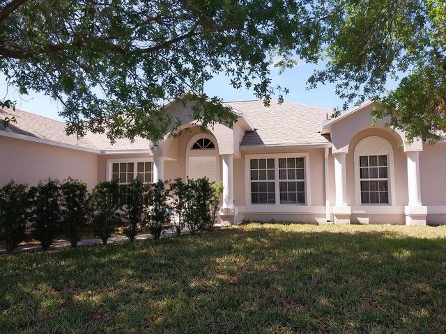 245 SW Starfish Avenue, Port St. Lucie, FL 34984