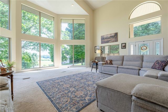 7716 N Ridge Place, Lisbon, OH 44432