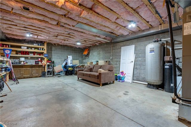 7716 N Ridge Place, Lisbon, OH 44432