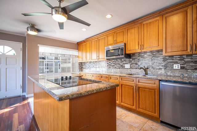 94-1386 Kulewa Loop 43U, Waipahu, HI 96797