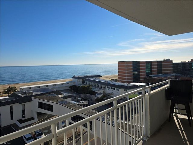 4004 Atlantic Ave Apt 707, Virginia Beach, VA 23451