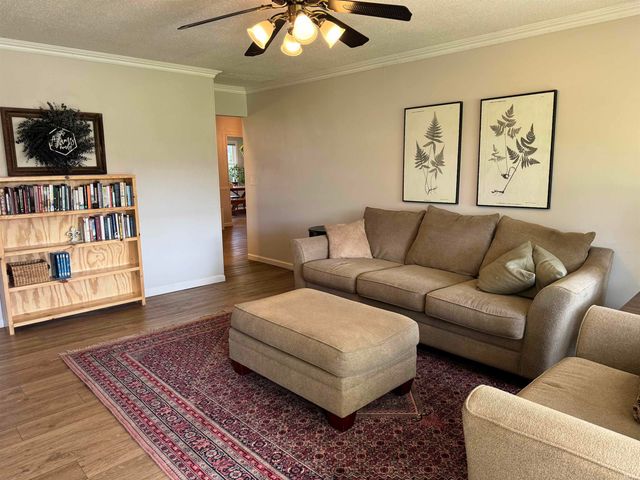 2908 N Richmond Drive, Muncie, IN 47304