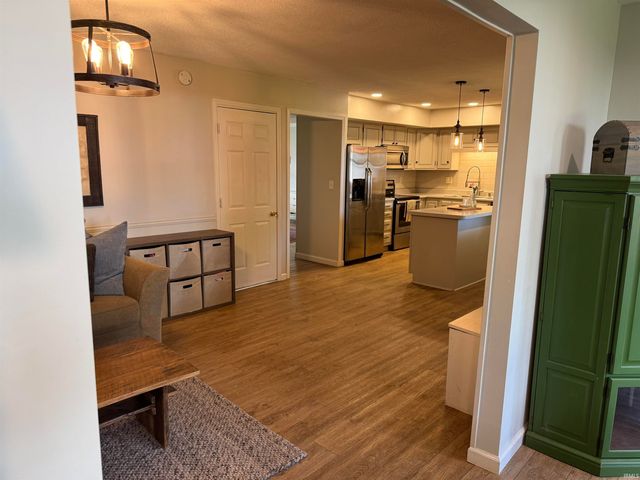 2908 N Richmond Drive, Muncie, IN 47304