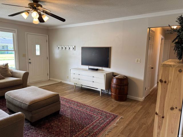 2908 N Richmond Drive, Muncie, IN 47304