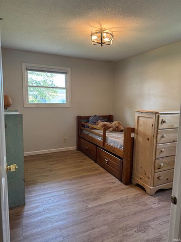 2908 N Richmond Drive, Muncie, IN 47304