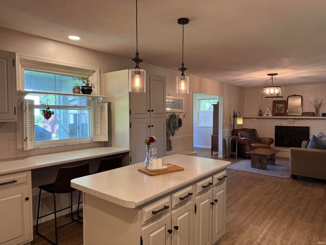 2908 N Richmond Drive, Muncie, IN 47304